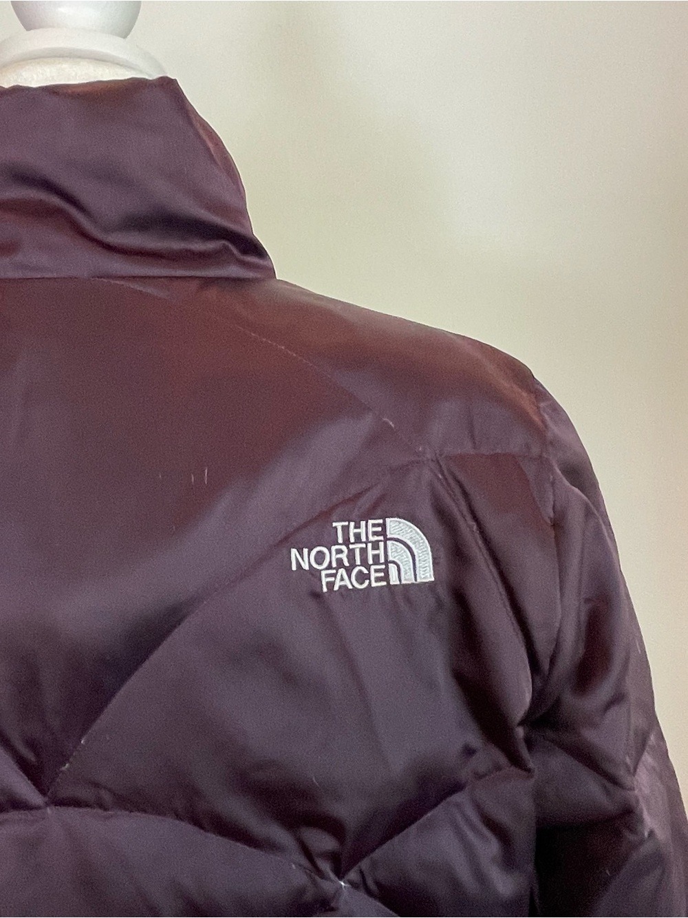 THE NORTH FACE Women's Aconcagua 550 Down Puffer Jacket Purple Eggplant Medium - Picture 5 of 16